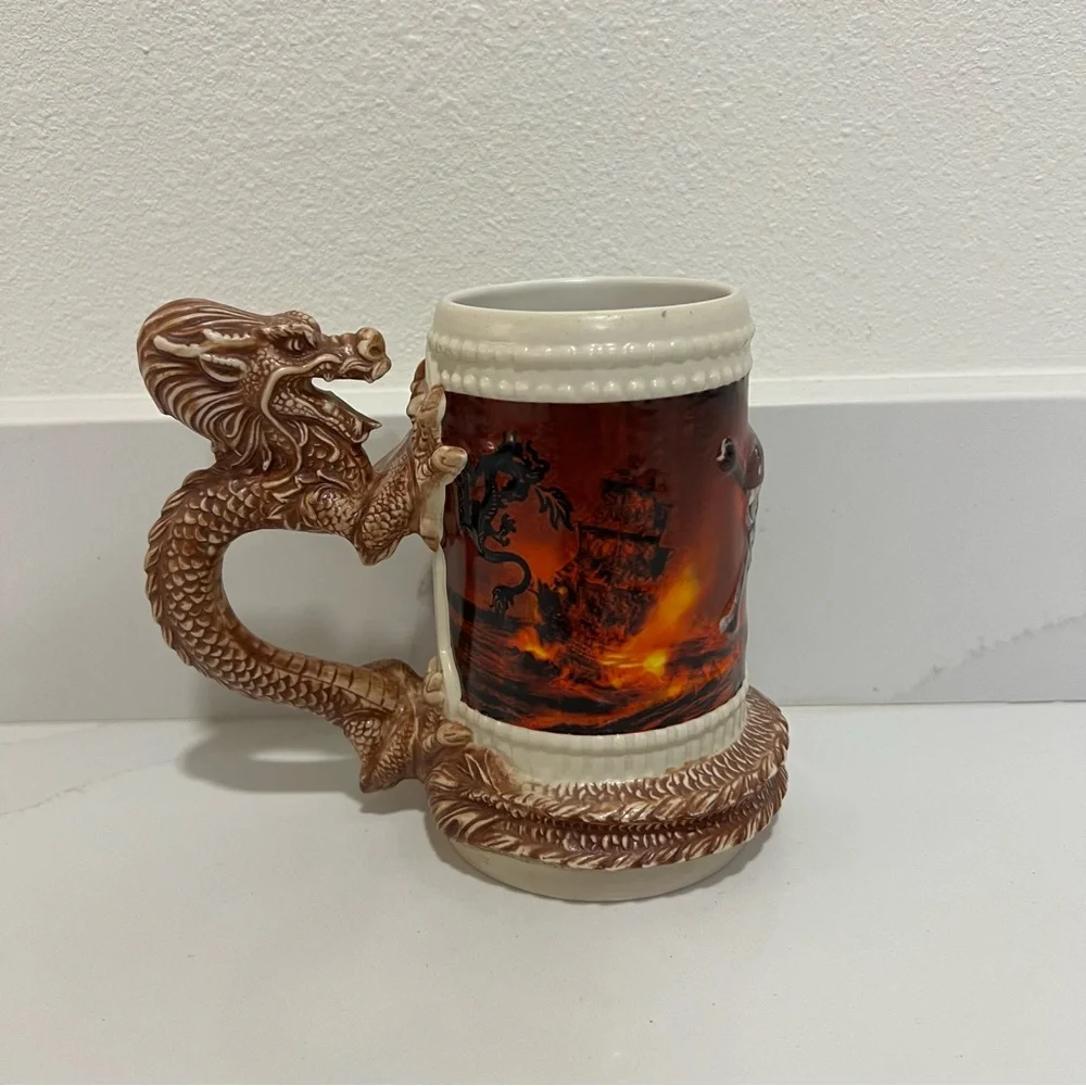 Disney disney pirates of the caribbean dragon‑handle